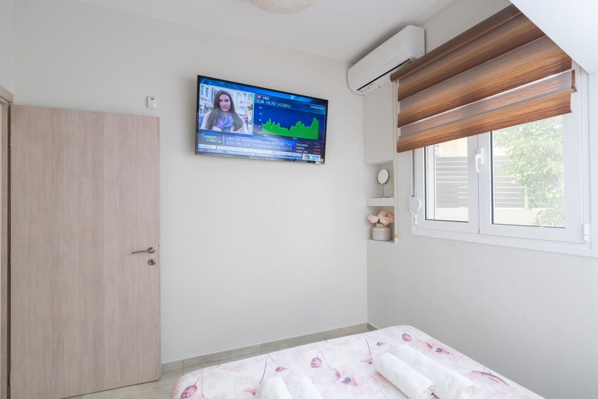 Neon Apartment, Modern, High Quality, Central Apt, Heraklion City ภายนอก รูปภาพ