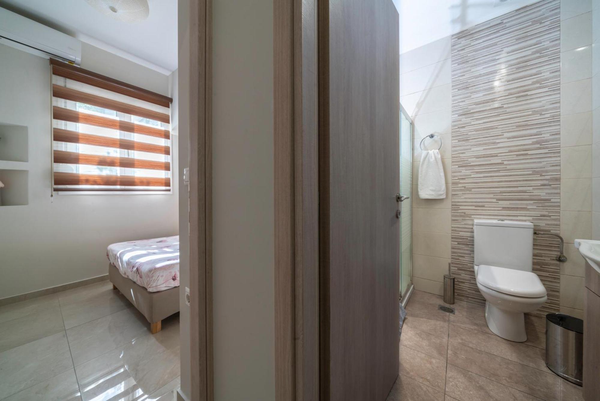 Neon Apartment, Modern, High Quality, Central Apt, Heraklion City ภายนอก รูปภาพ