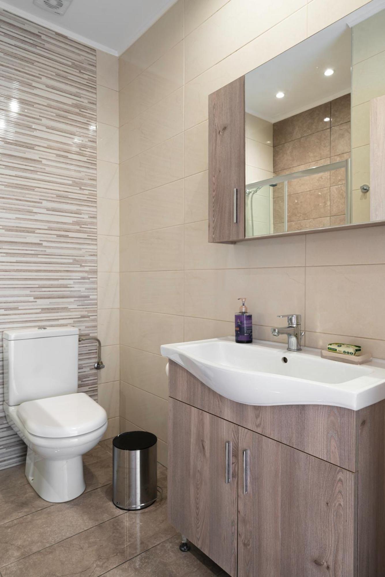 Neon Apartment, Modern, High Quality, Central Apt, Heraklion City ภายนอก รูปภาพ