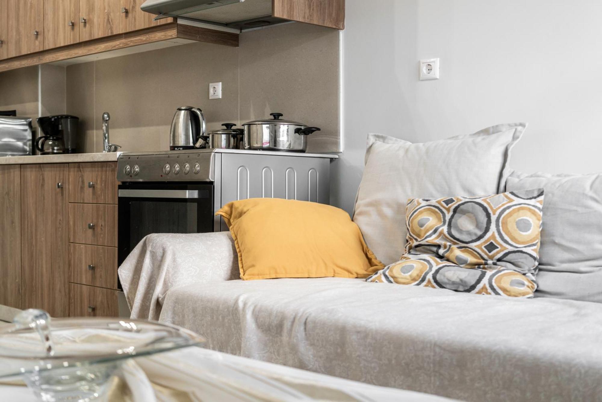 Neon Apartment, Modern, High Quality, Central Apt, Heraklion City ภายนอก รูปภาพ