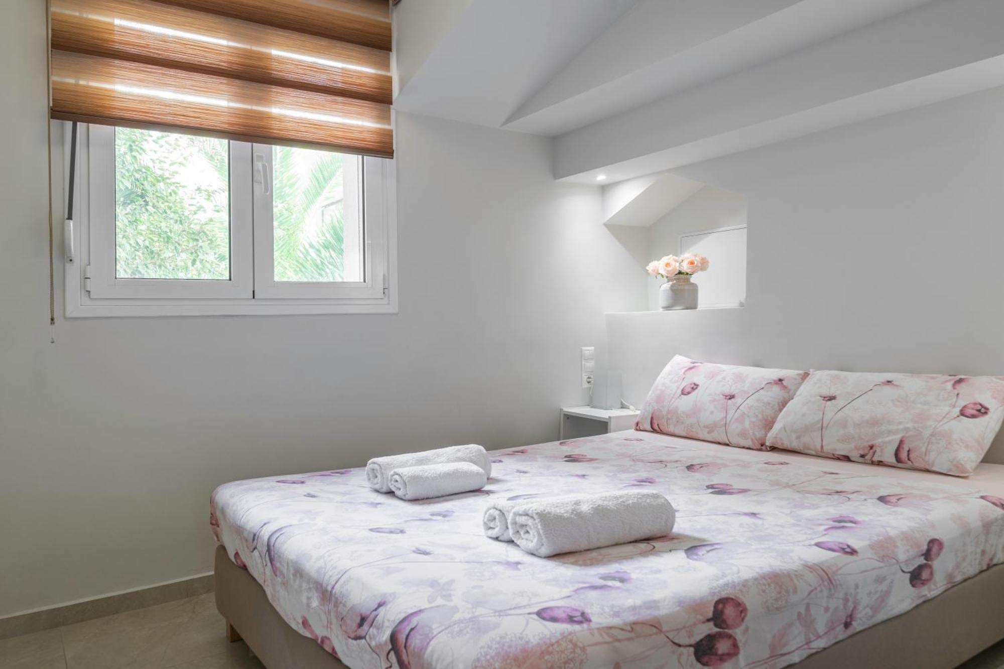Neon Apartment, Modern, High Quality, Central Apt, Heraklion City ภายนอก รูปภาพ